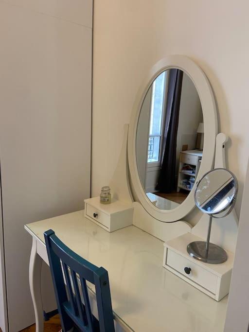 5 Bdr, 10 Ppl Georgous Typical Parisian Flat Apartment *
